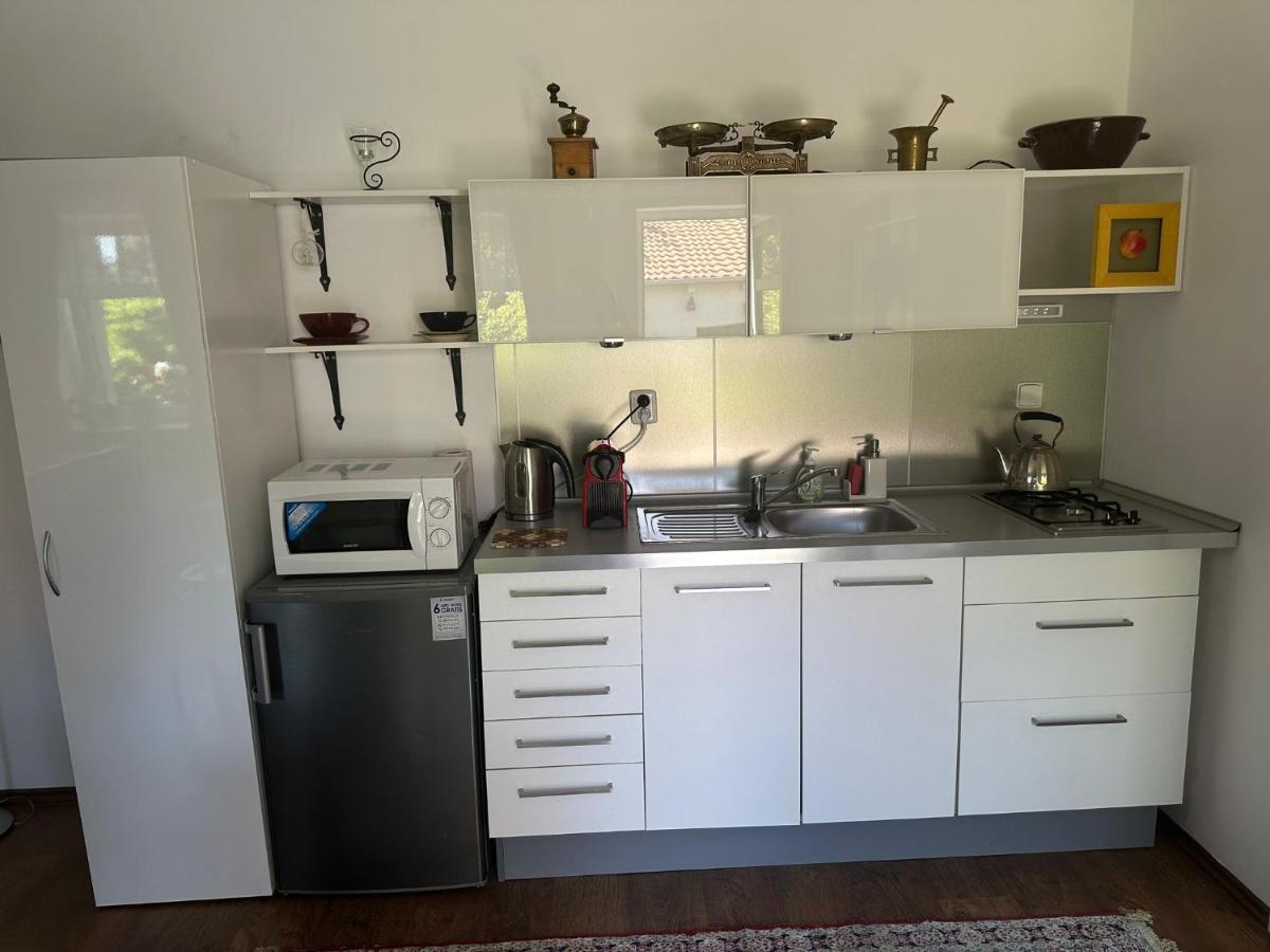 Apartman U Jezirka Velke Prilepy Екстериор снимка